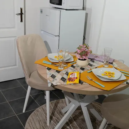 Nadadom - Free Parking And Fast Wifi Сомбор