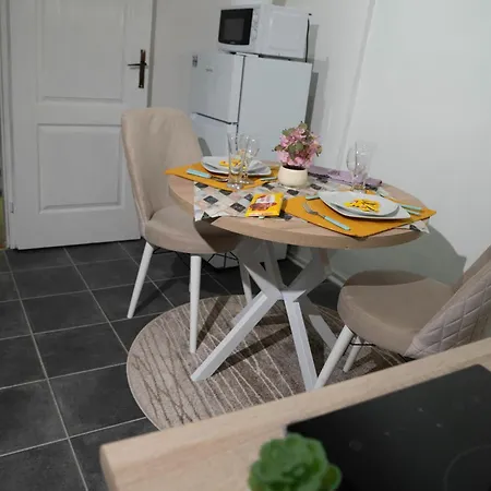 Nadadom - Free Parking And Fast Wifi * Сомбор