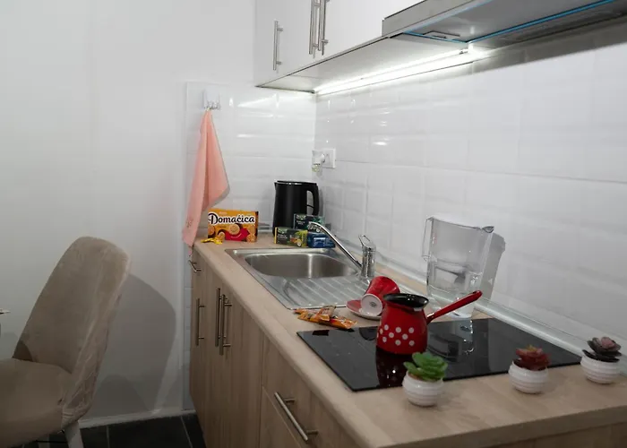 Nadadom - Free Parking And Fast Wifi Apartament Sombor